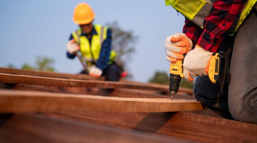 Professional gutter cleaning in Santa Claus, IN